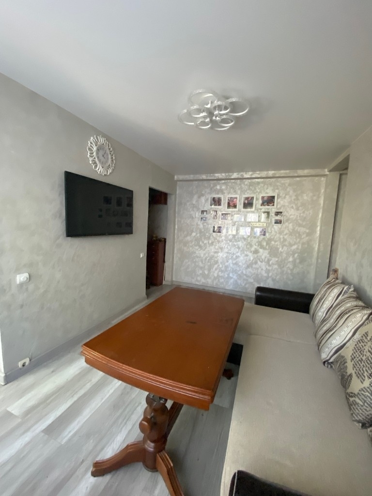В прямой продаже 3 комнатная квартира в Колпино.