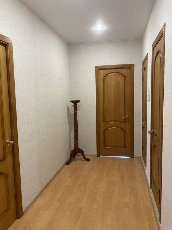 Сдам двушку в хорошем районе.