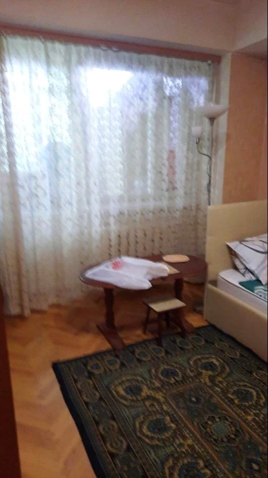 Прдам однушку в хорошем районе.