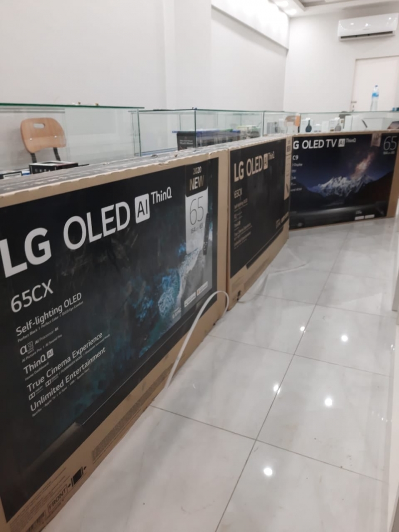 2020 LG CX OLED 65 4K Smart TV