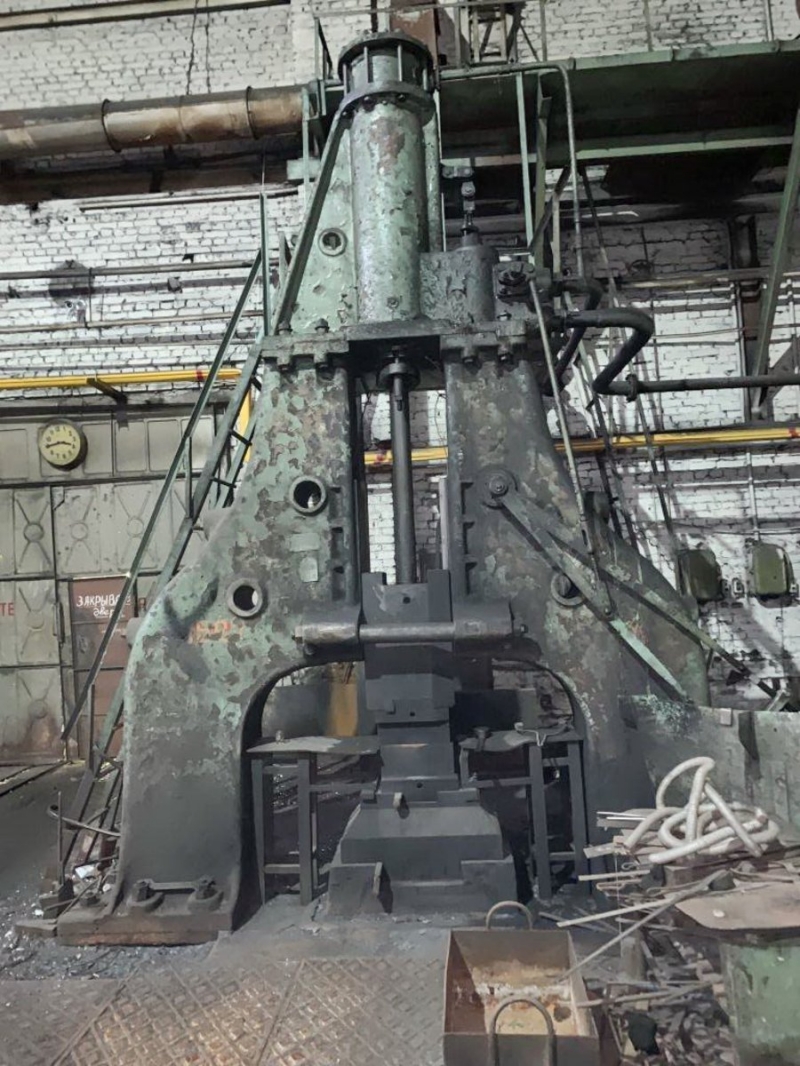 Молоты ковочный М4129 штамповочный МВ2140 Молот ковочный паровоздушный М1345