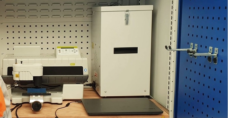Gravotech IS200 Rotary Engraving Machine
