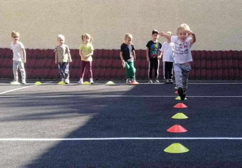 Чaстный детский cад OБPАЗОВАHИЕ ПЛЮC...I