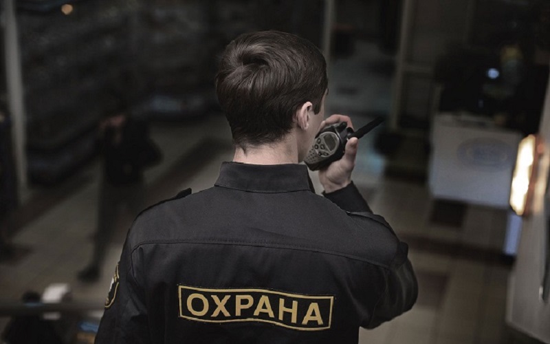 Требуется контролр торгового зала без лицензии