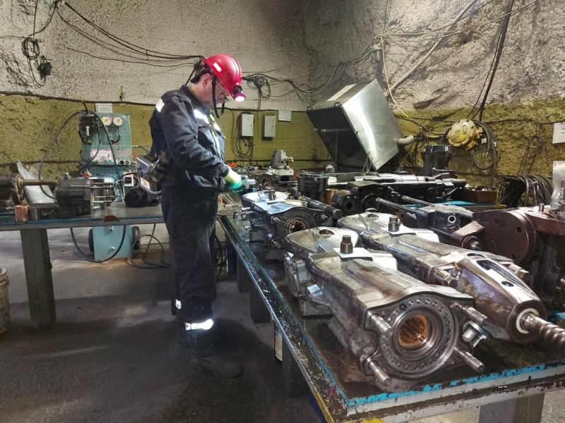 Слесарь ремонтник вахта от 150 тыс. руб.