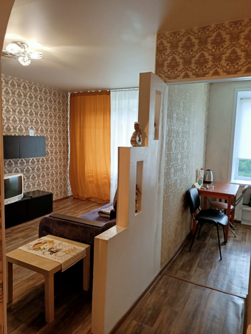 сдам 1к кв. ул. 40 лет ВЛКСМ 44а