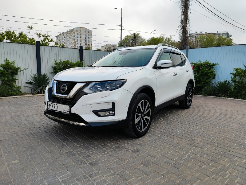  Nissan X-Trail   