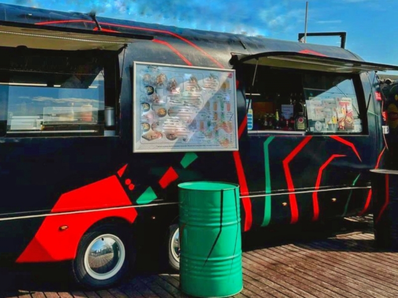 �������