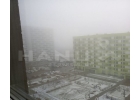 Добраться к дому можно транспортом от станции метро.