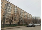 Продается трешка.