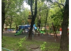 Продается трехкомнатная квартира в сталинском доме в доступности 7 минут пешком