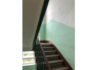 Продатся однокомнатная квартира, на 4 этаже пятиэтажного кирпичного дома.