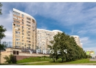Продам 4-комнатную квартиру в хорошем доме с чистым подъездом.