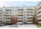 трехкомнатную квартиру