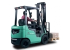 Продаю вилочный погрузчик Mitsubishi FD15NT в Иркутске