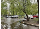 Продается двухкомнатная квартира в хорошем районе с развитой инфраструктурой.