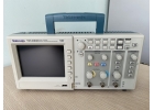 Цифровой осциллограф Tektronix TDS 2002B