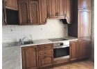 Сдается двухкомнатная квартира с видом на парк.