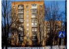 Продам 3-к квартиру в районе с развитой инфраструктурой.