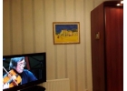 От метро до дома можно дойти пешком.