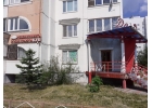 Сдам 2-к квартиру в районе с развитой инфраструктурой.