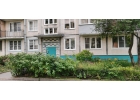 Продам 2-комнатную квартиру в развитом районе по доступной цене.