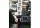 Продается 2-к квартира в прекрасном благоустроенном районе.