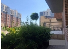 Продается 2-комнатная квартира в хорошем районе.