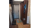 Продам 2-комнатную квартиру в развитом районе по низкой цене.