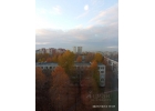 Продается трешка в хорошем районе.