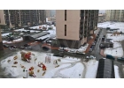 Метро в пешей доступности.