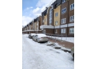 Продам 2-к квартиру в районе с развитой инфраструктурой.