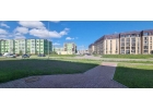 Продам 2-комнатную квартиру в развитом районе по низкой цене.